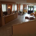 Virgilio Hotel 3*