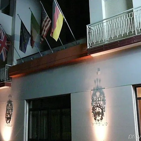 Virgilio تروبيا