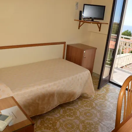 维尔吉利奥酒店