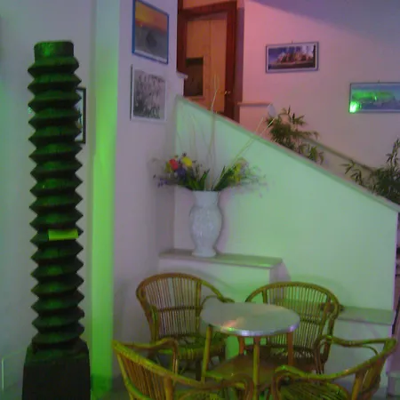 Virgilio 호텔 트로페아