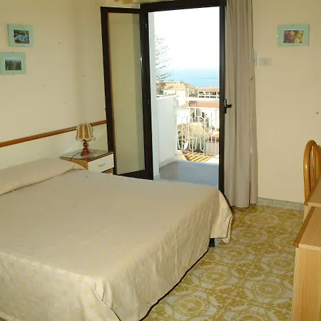 维尔吉利奥酒店 酒店