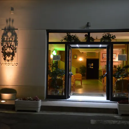 Virgilio Hotel 3*